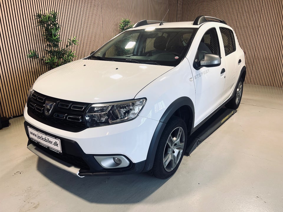 Dacia Sandero Stepway 0,9 TCe 90 Prestige 5d