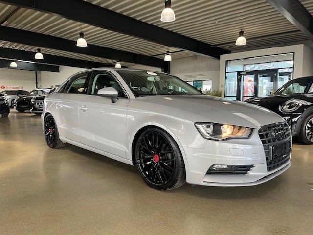 Audi A3 1,4 TFSi 150 Attraction 4d