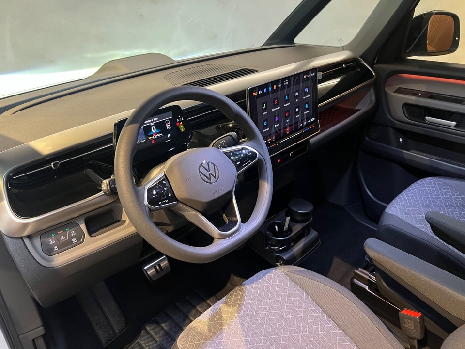 VW ID.Buzz 86 7prs LWB 5d