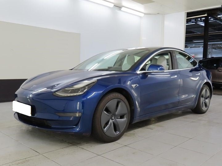 Tesla Model 3 Long Range AWD 4d