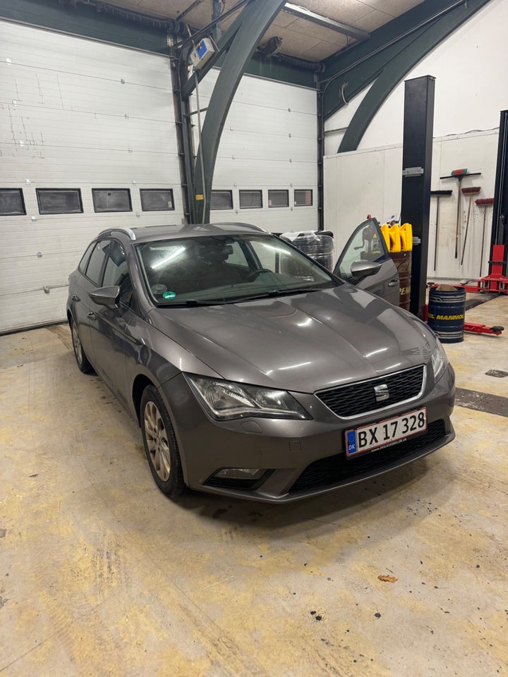 Seat Leon 1,6 TDi 105 Reference ST 5d