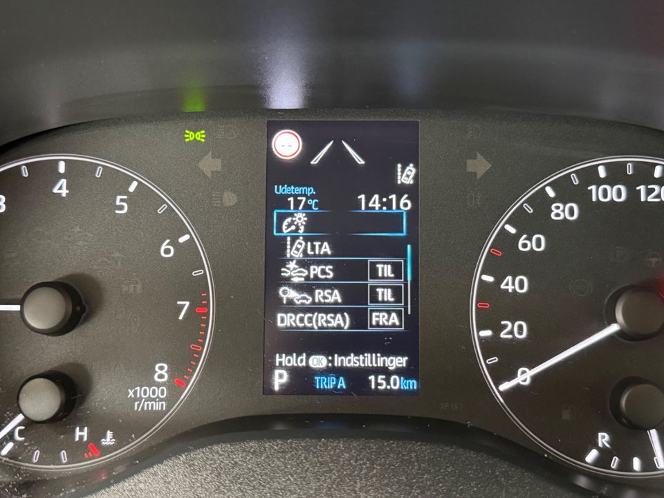 Toyota Yaris 1,5 Active CVT 5d