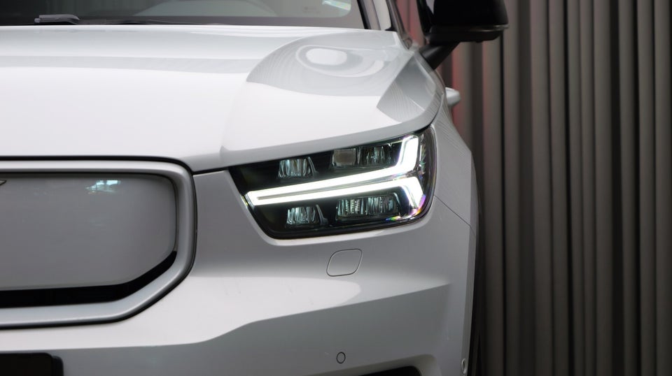 Volvo XC40 P6 ReCharge Pro 5d