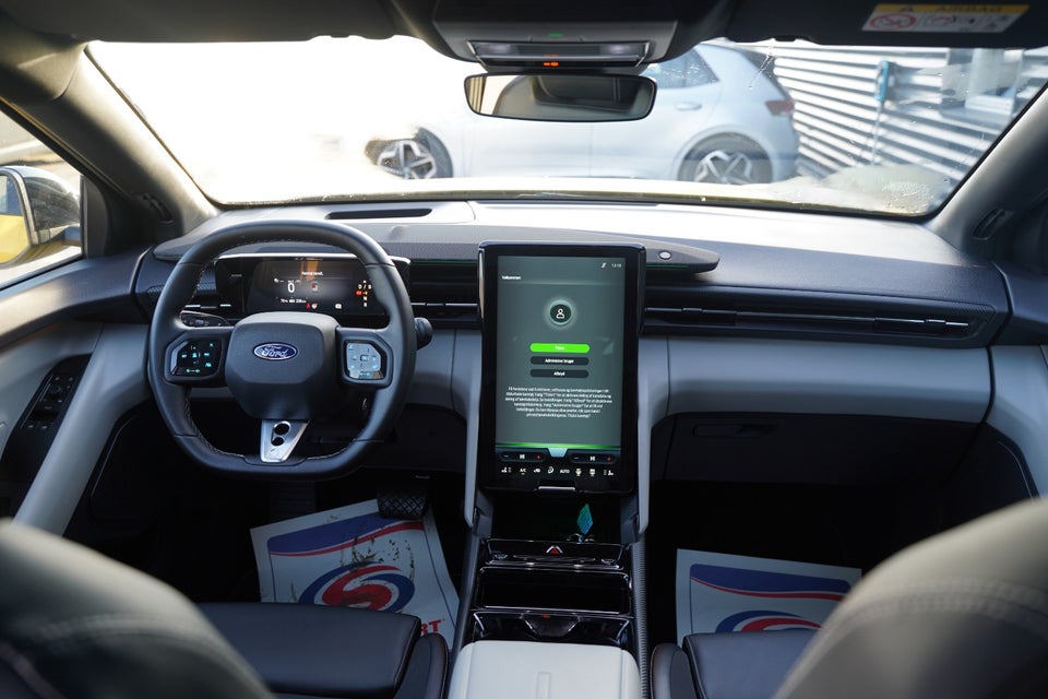 Ford Capri 77 Premium Extended Range 5d