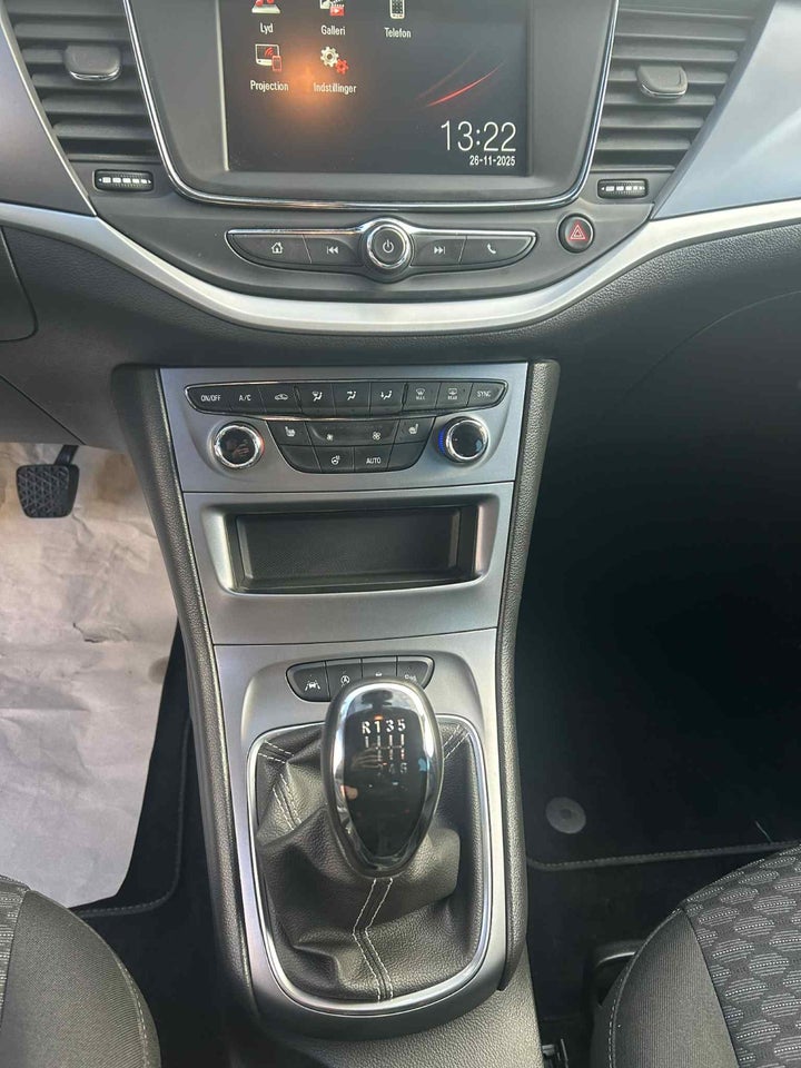 Opel Astra 1,6 CDTi 136 Innovation Sports Tourer 5d