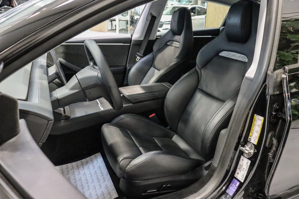 Tesla Model 3 Performance AWD 4d