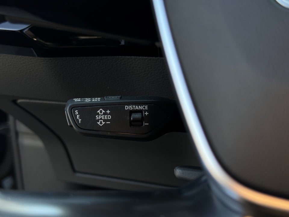 Audi e-tron 55 S-line quattro 5d