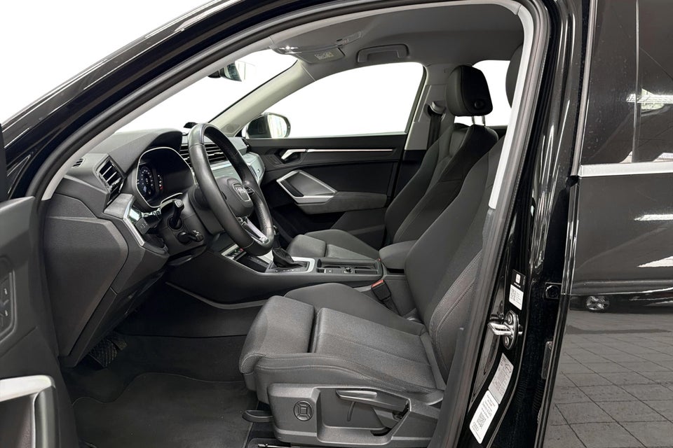 Audi Q3 45 TFSi e Attitude plus Sportback S-tr. 5d