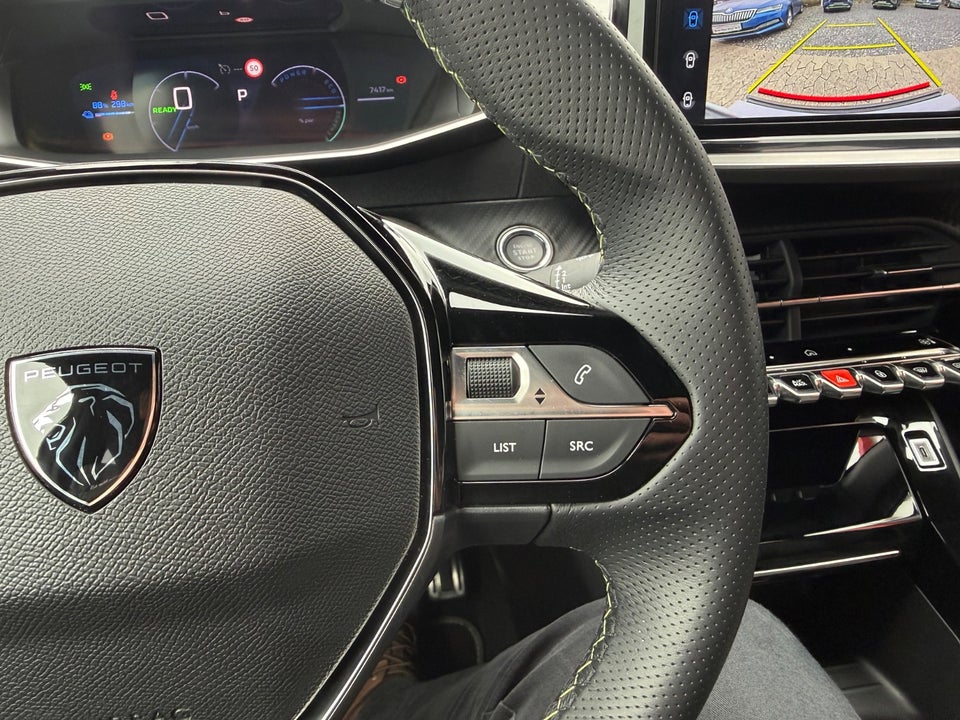 Peugeot e-2008 54 GT 5d