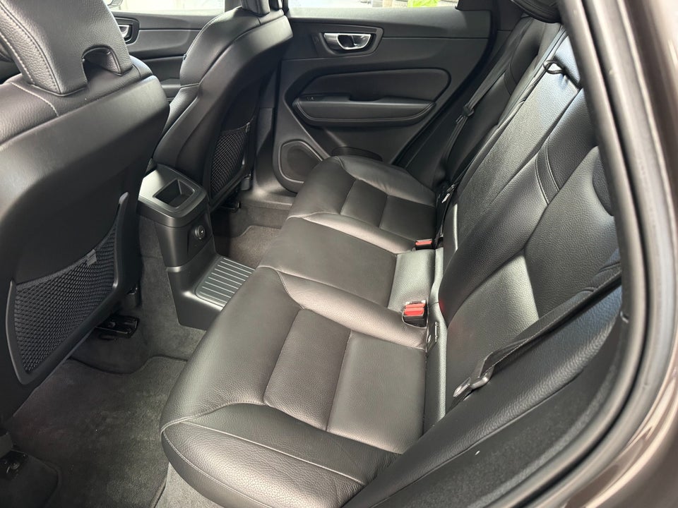 Volvo XC60 2,0 T6 ReCharge Inscription aut. AWD 5d