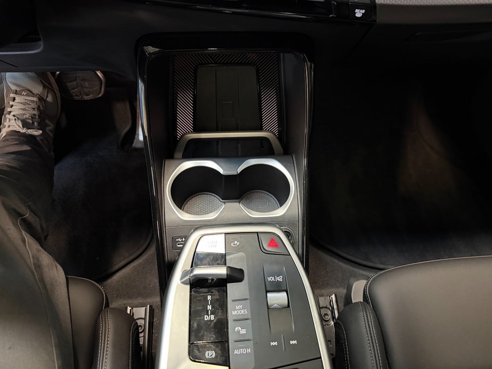 BMW iX1 xDrive30 Fully Charged M-Sport 5d