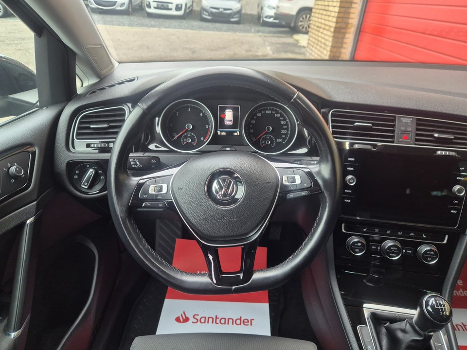 VW Golf VII 2,0 TDi 150 Highline Variant 5d