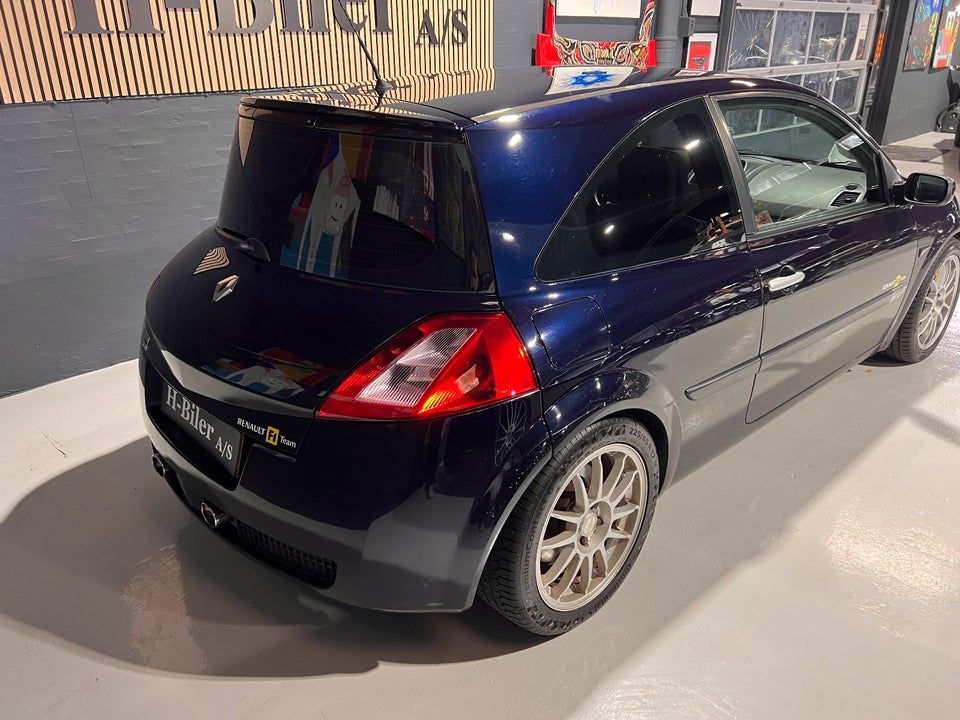 Renault Megane II 2,0 16V Sport 225 3d