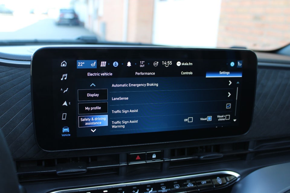 Abarth 500e Scorpionissima Cabrio 2d