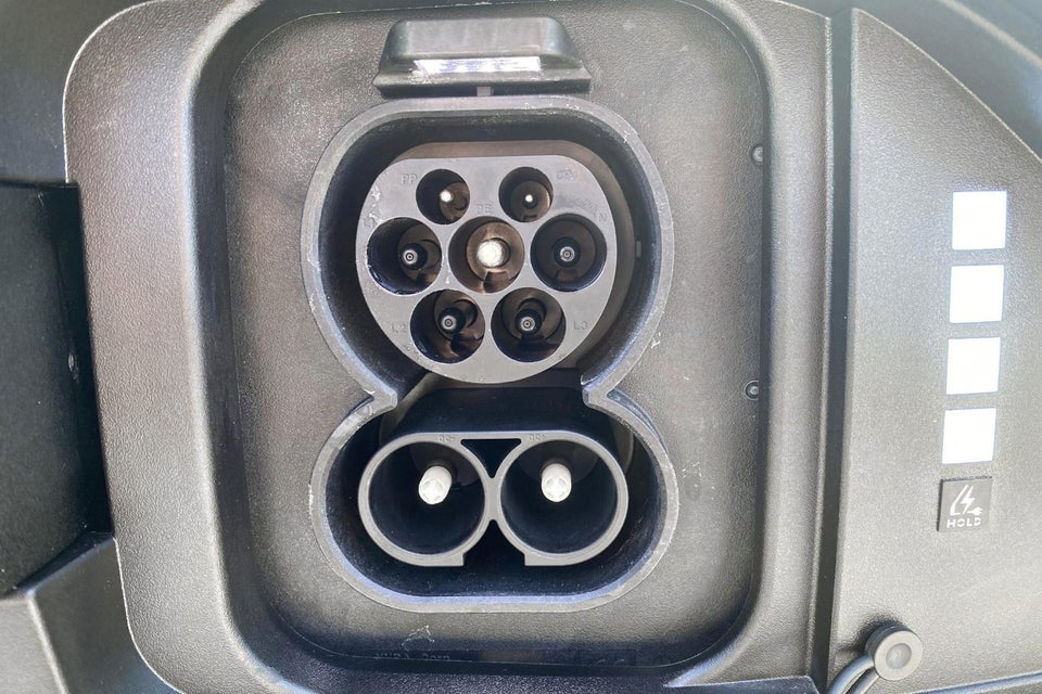 Hyundai Kona 65 EV Ultimate 5d