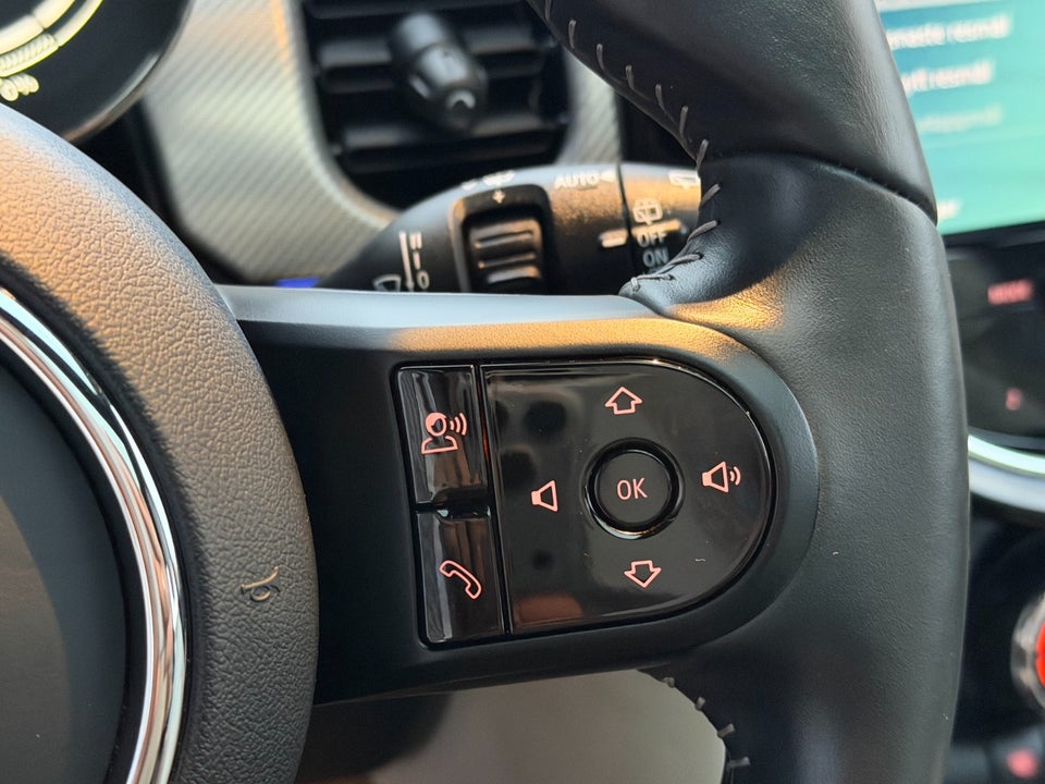 MINI Cooper SE Maximise 3d