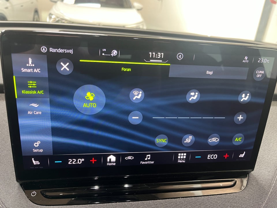 Skoda Enyaq 80 iV Loft 5d