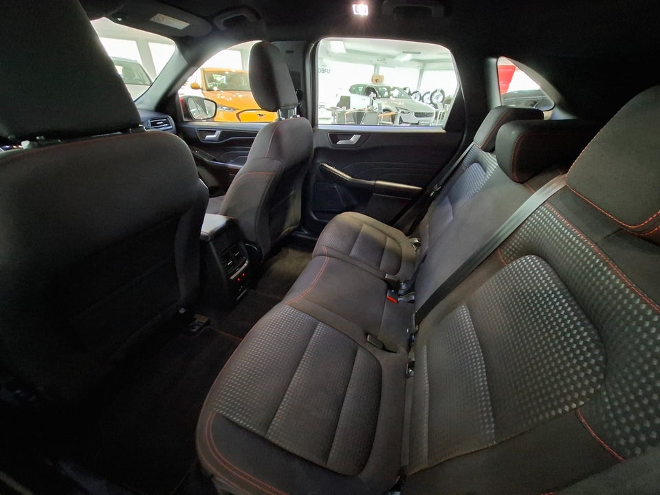 Ford Kuga 2,5 PHEV ST-Line CVT 5d