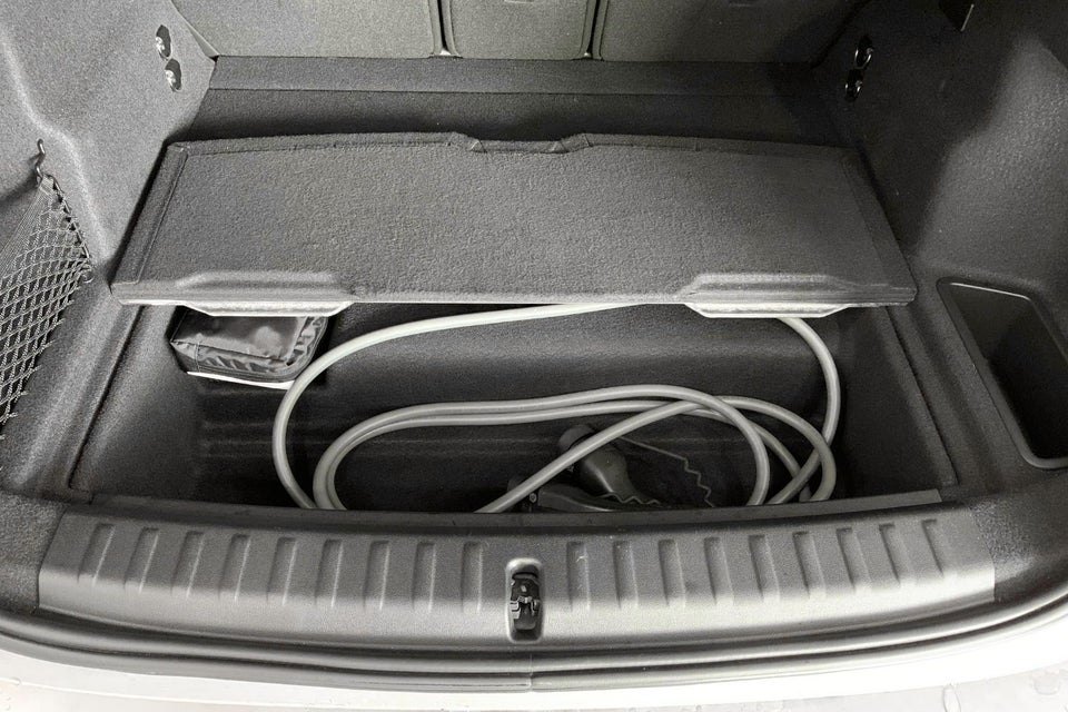 BMW iX1 eDrive20 X-Line 5d