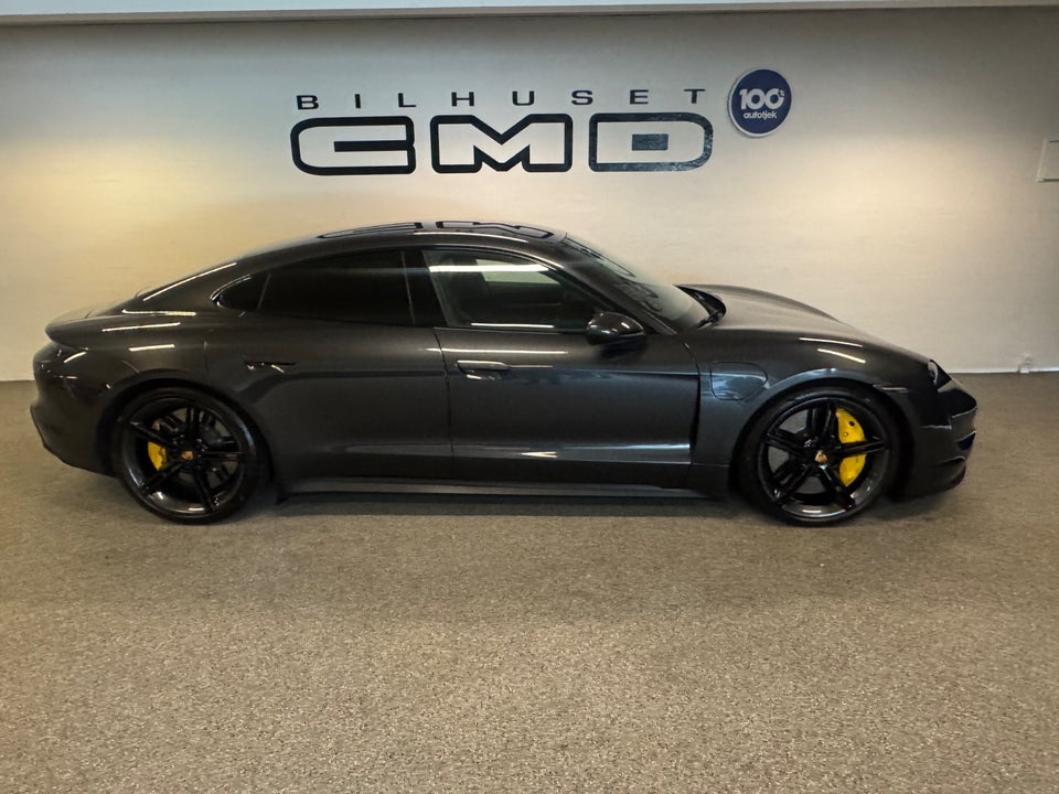 Porsche Taycan 4S Performance+ 4d