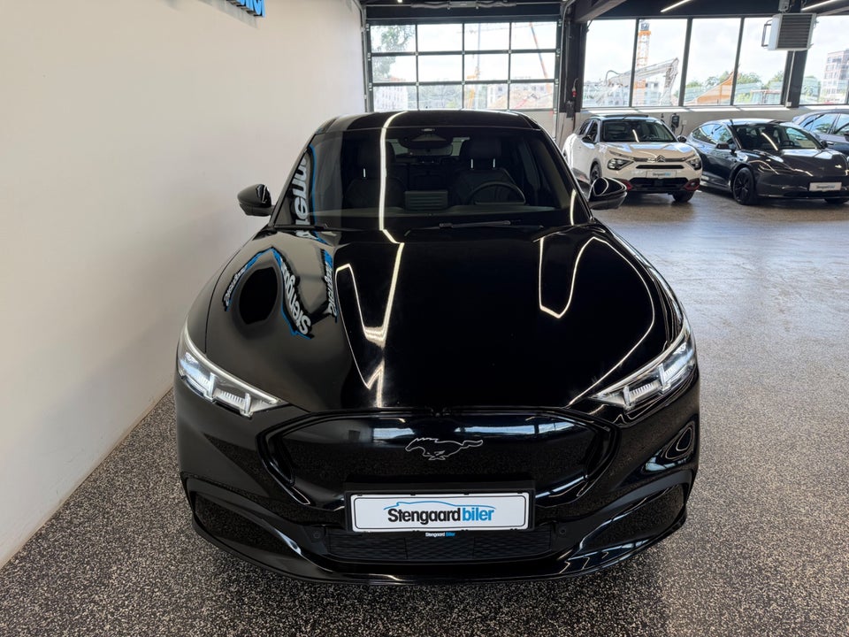 Ford Mustang Mach-E 70 Premium Standard Range AWD 5d