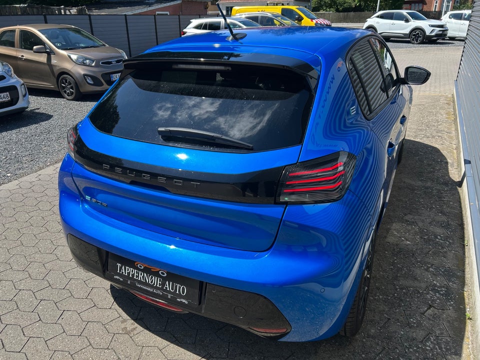 Peugeot e-208 50 Style 5d