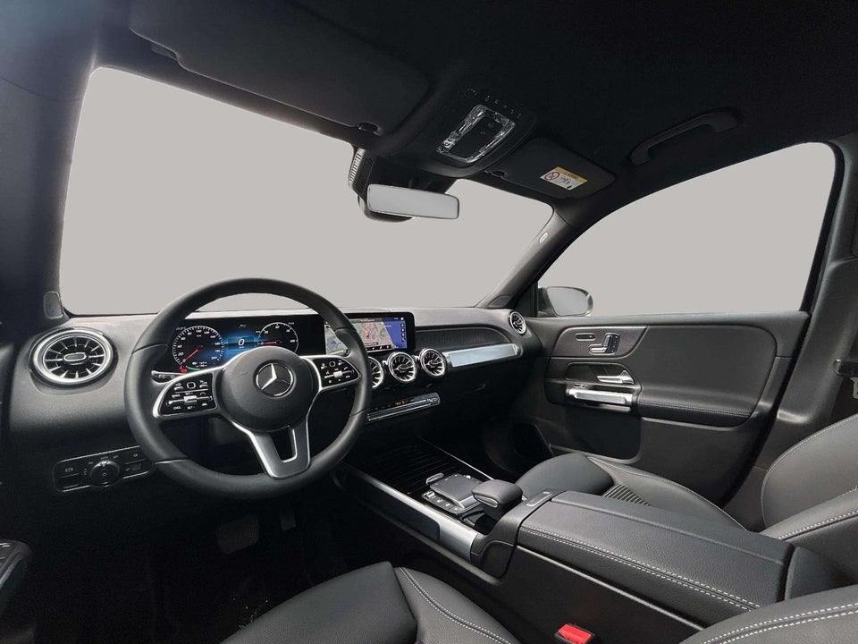 Mercedes EQB300 Progressive 4Matic 5d
