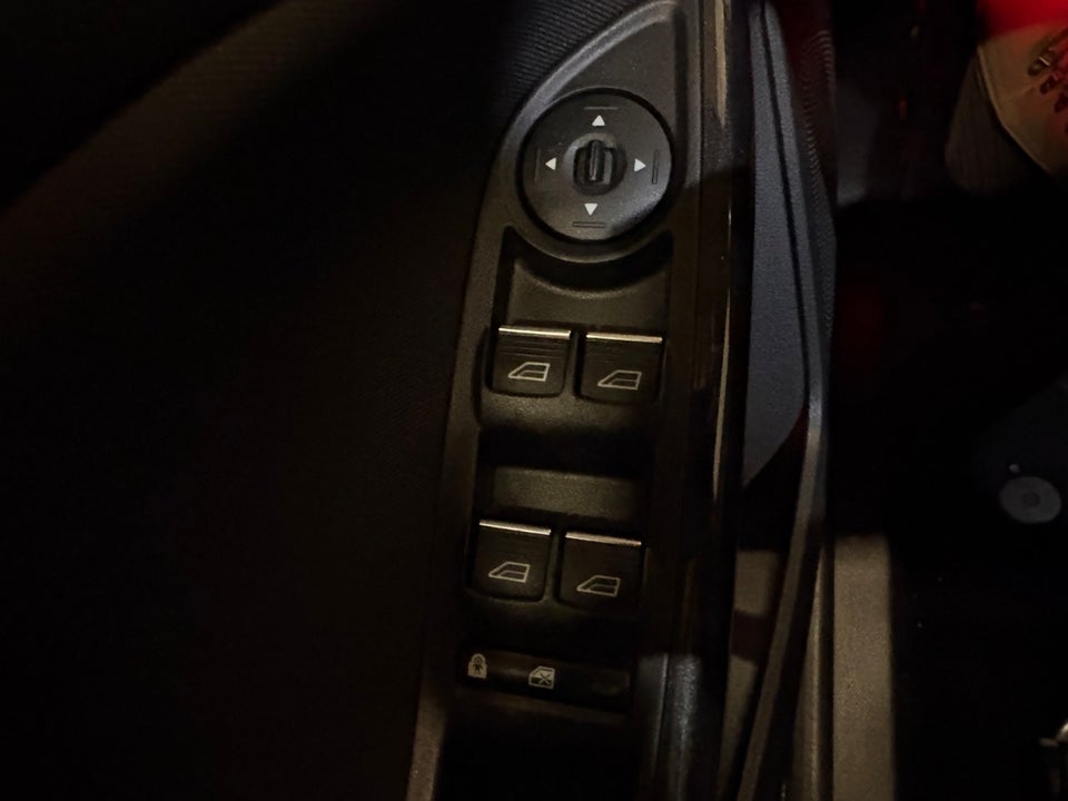 Ford Focus 1,0 SCTi 125 Titanium stc. 5d