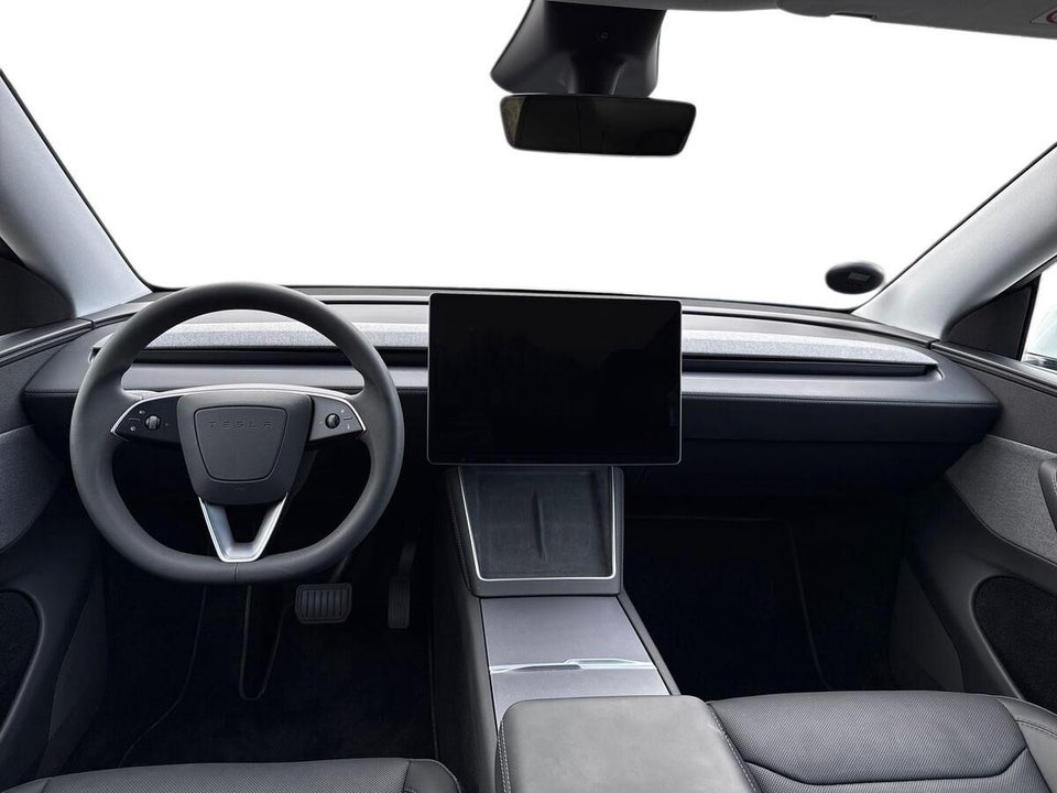 Tesla Model Y Long Range RWD 5d