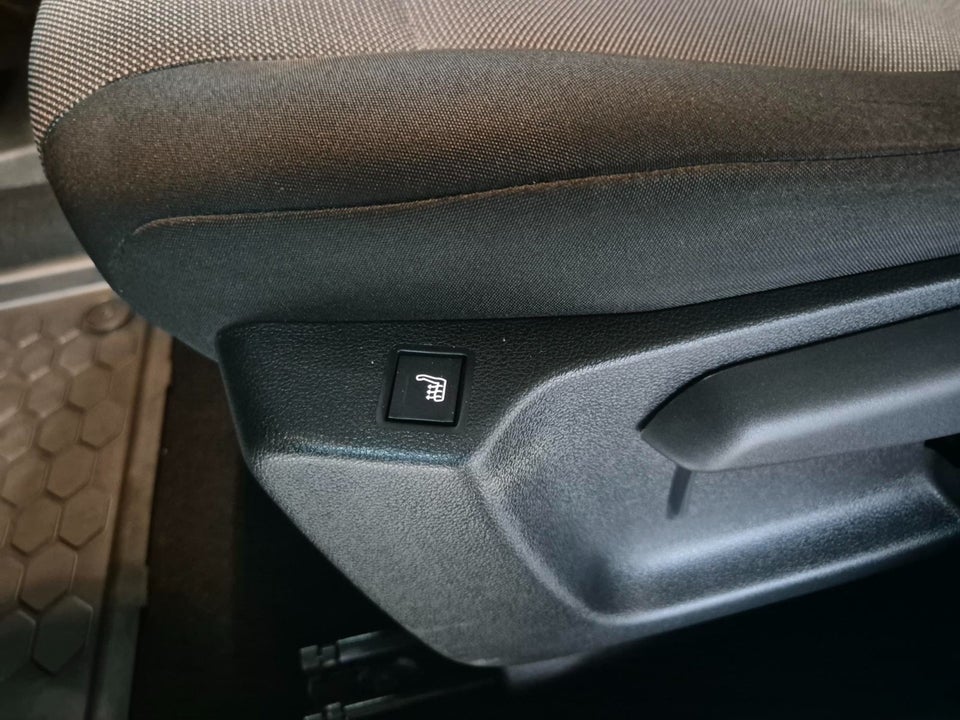 Peugeot Partner 1,5 BlueHDi 130 L1V1 Ultimate EAT8 Van