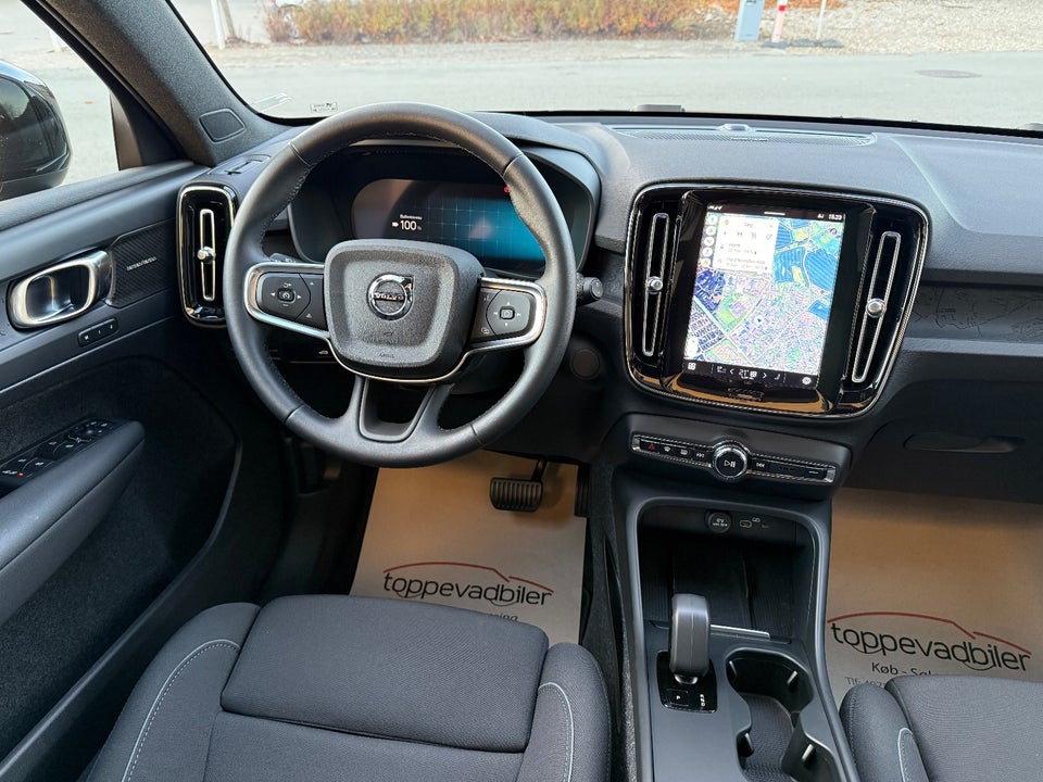 Volvo EX40 Extended Range Black Edition 5d