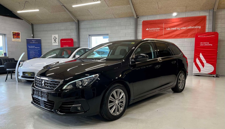 Peugeot 308 1,5 BlueHDi 130 Infinity SW 5d