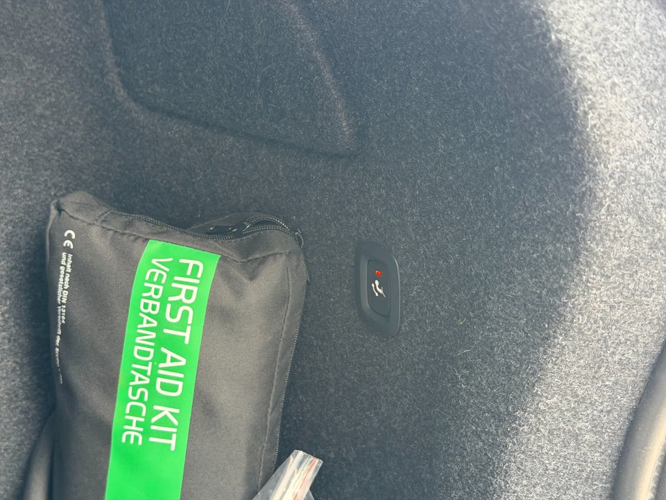 Volvo XC40 ReCharge Extended Range Ultimate 5d