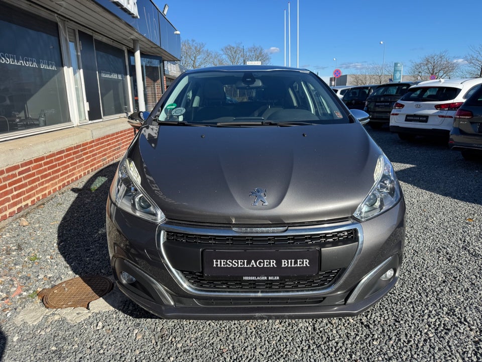 Peugeot 208 1,6 BlueHDi 100 Allure Sky 5d