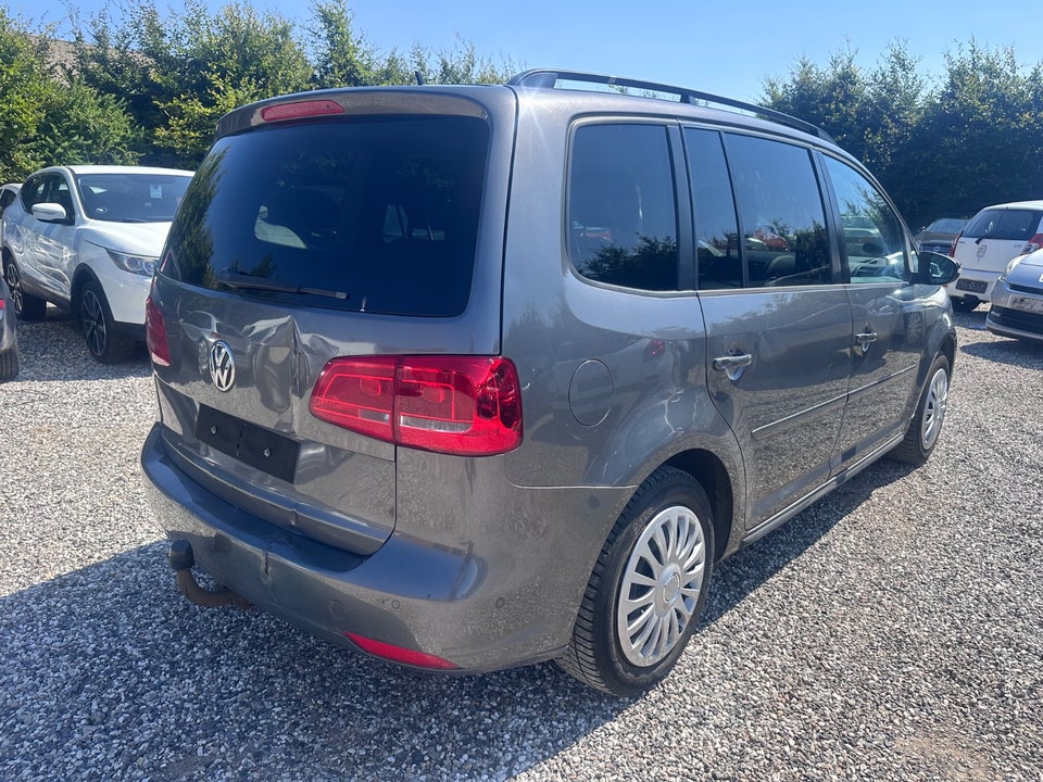 VW Touran 1,6 TDi 105 Comfortline BMT 7prs 5d