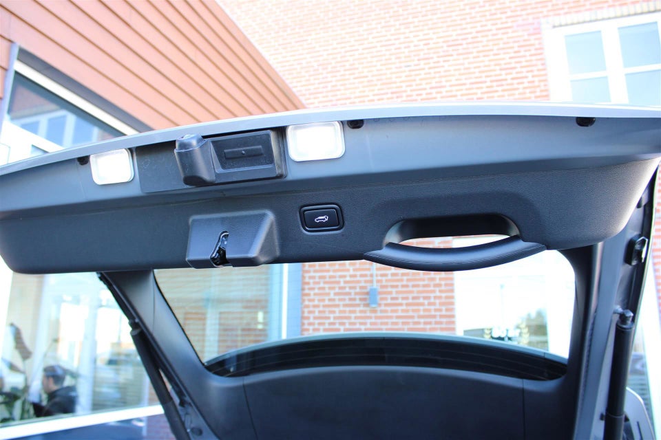 Kia EV6 77 Long Range Upgrade 5d