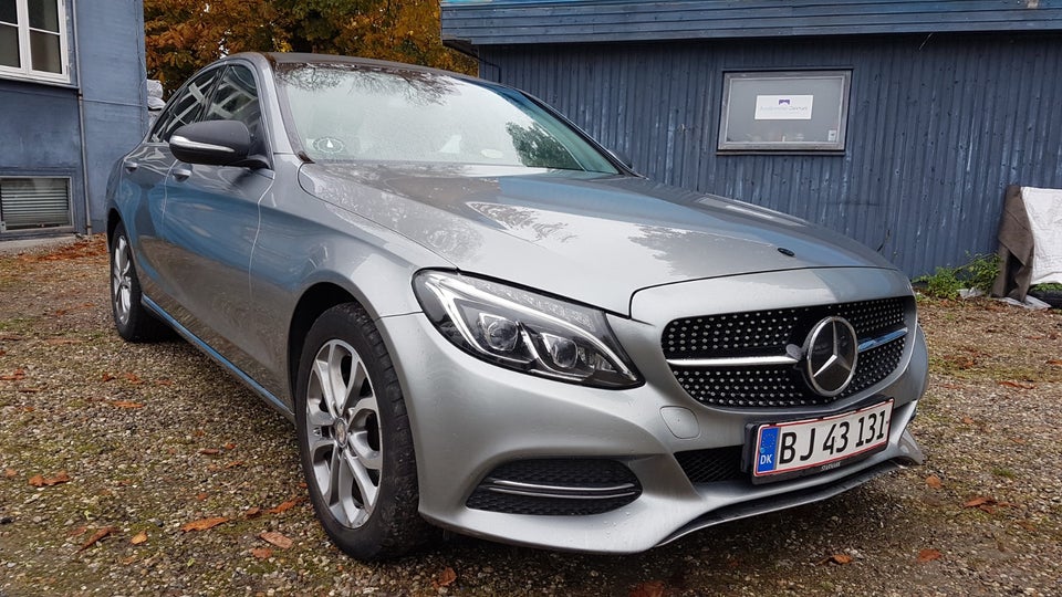 Mercedes C220 2,2 CDi Avantgarde 4d