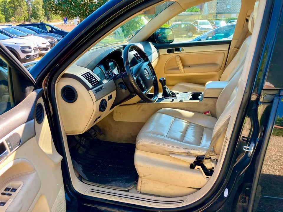 VW Touareg 2,5 TDi 4Motion Van 5d
