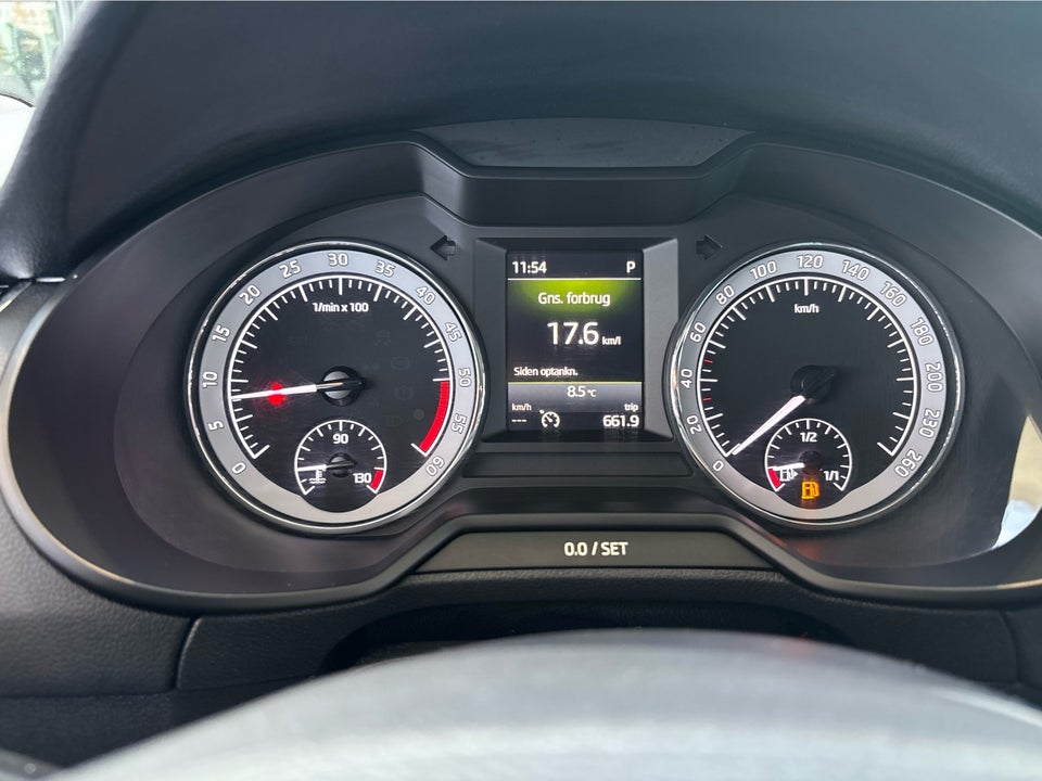 Skoda Octavia 2,0 TDi 150 Celebration Combi DSG 5d