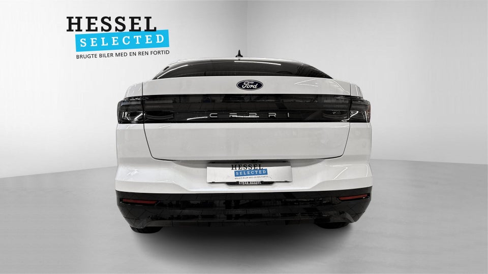 Ford Capri 82 Premium Extended Range 5d