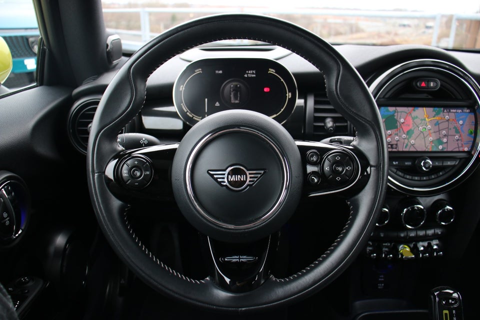 MINI Cooper SE Yours Trim 3d