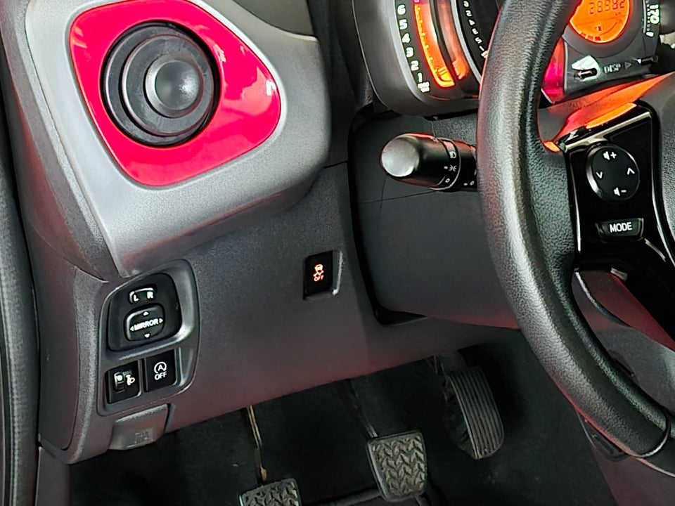 Toyota Aygo 1,0 VVT-i x-press 5d