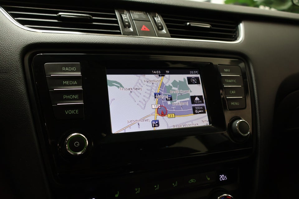 Skoda Octavia 1,6 TDi 105 Ambition Combi DSG 5d