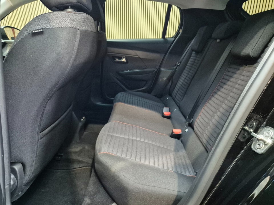 Peugeot e-208 50 Active Pack 5d