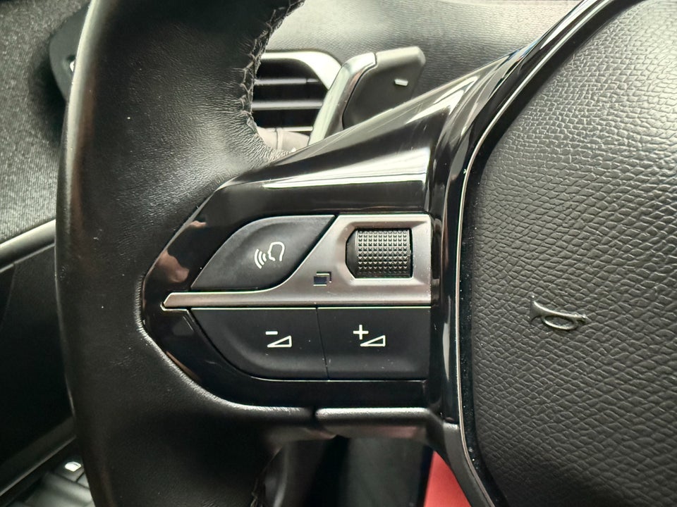 Peugeot 3008 1,6 Hybrid Allure EAT8 5d