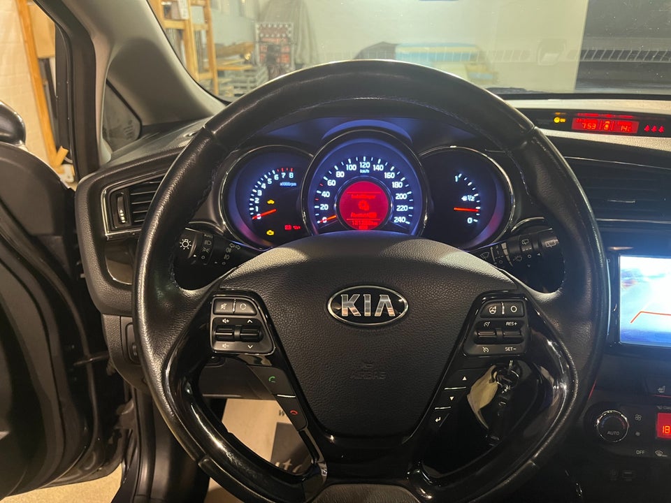 Kia Ceed 1,4 CVVT Attraction SW 5d