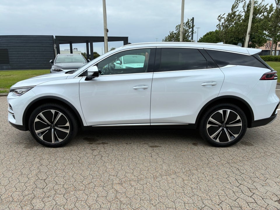 BYD Tang 109 Flagship AWD 7prs 5d