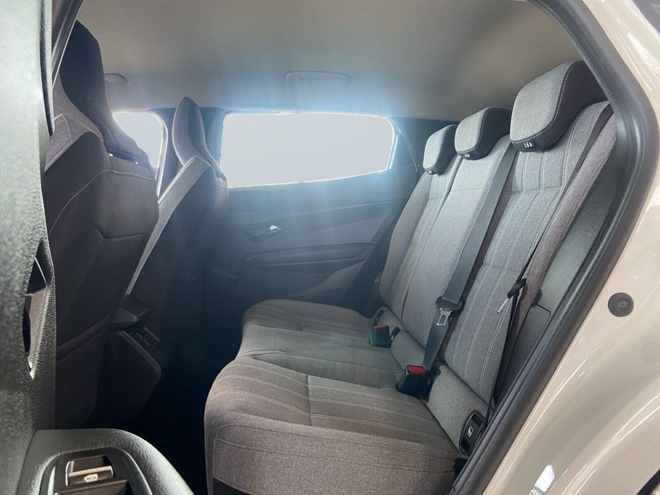 Renault Megane E-Tech 40 Equilibre 5d