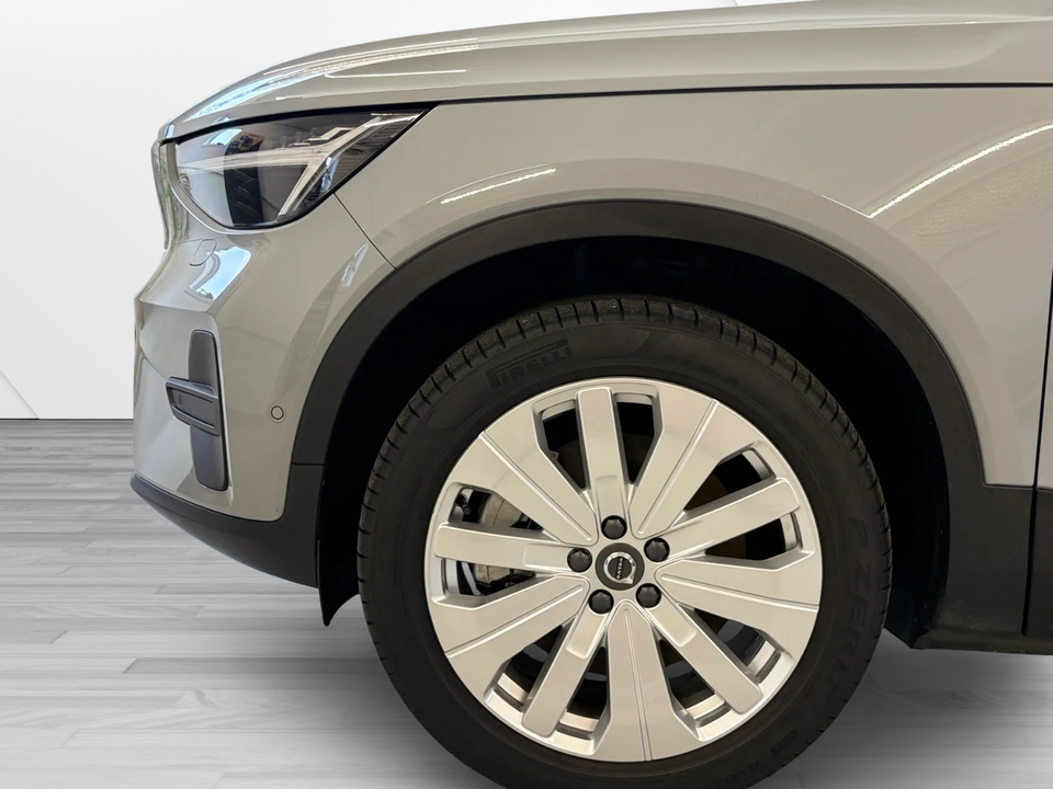 Volvo EX40 Extended Range Core 5d