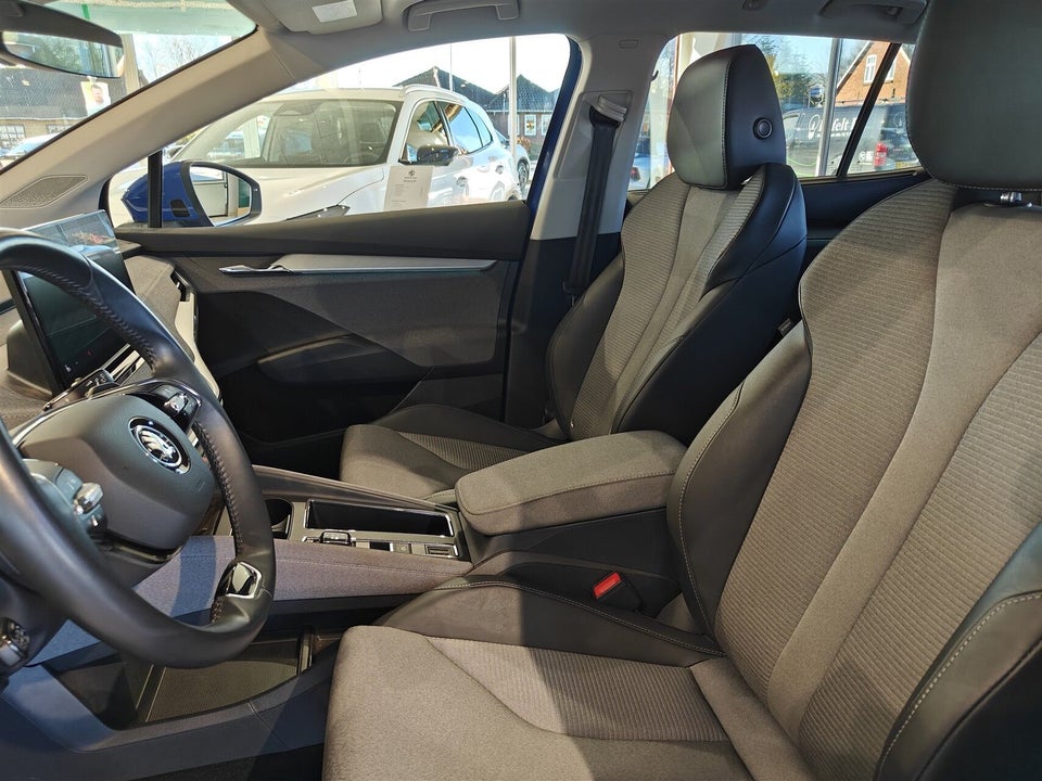 Skoda Enyaq 80 iV Loft 5d